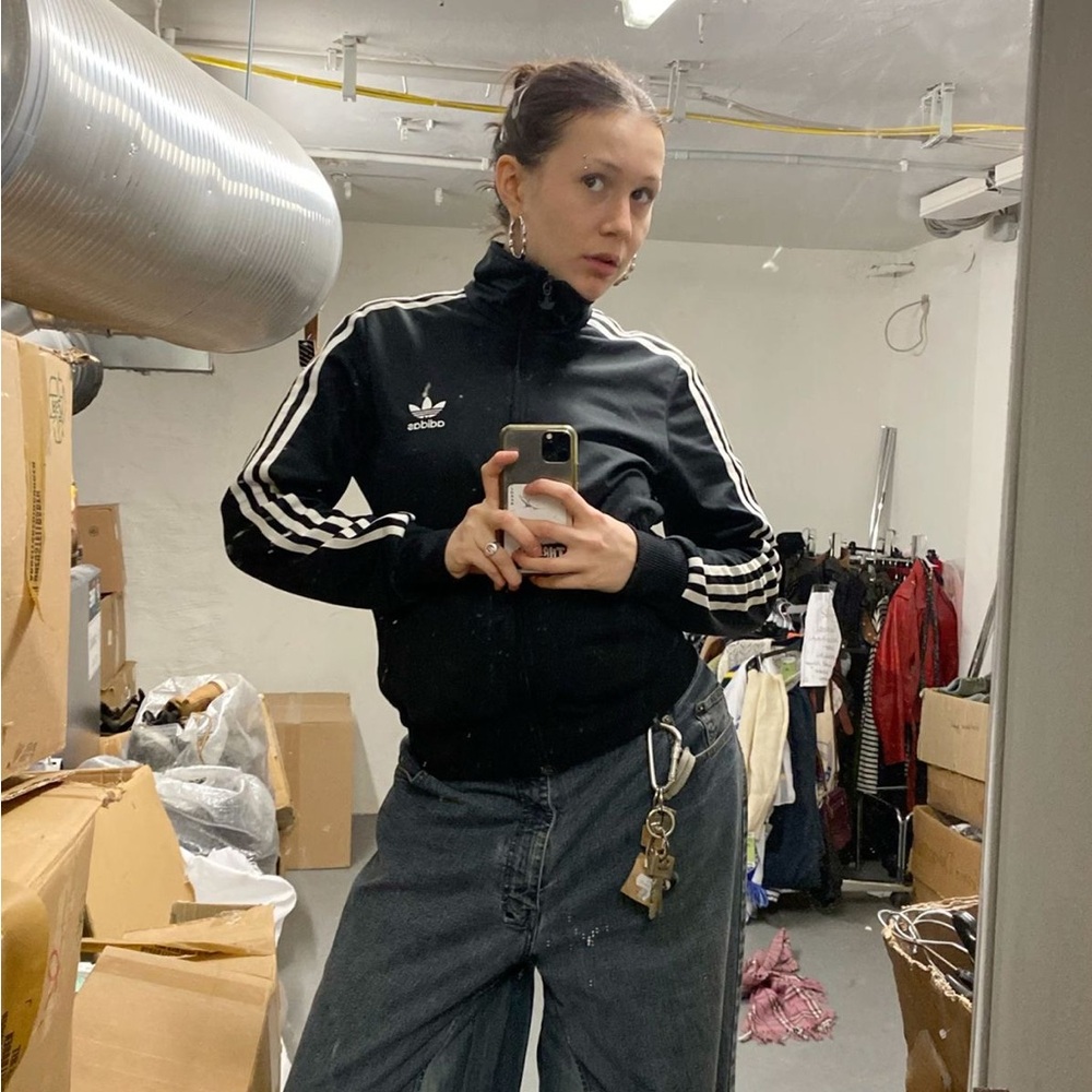 Mens oversized black adidas track suit jacket - Picture 4 of 4